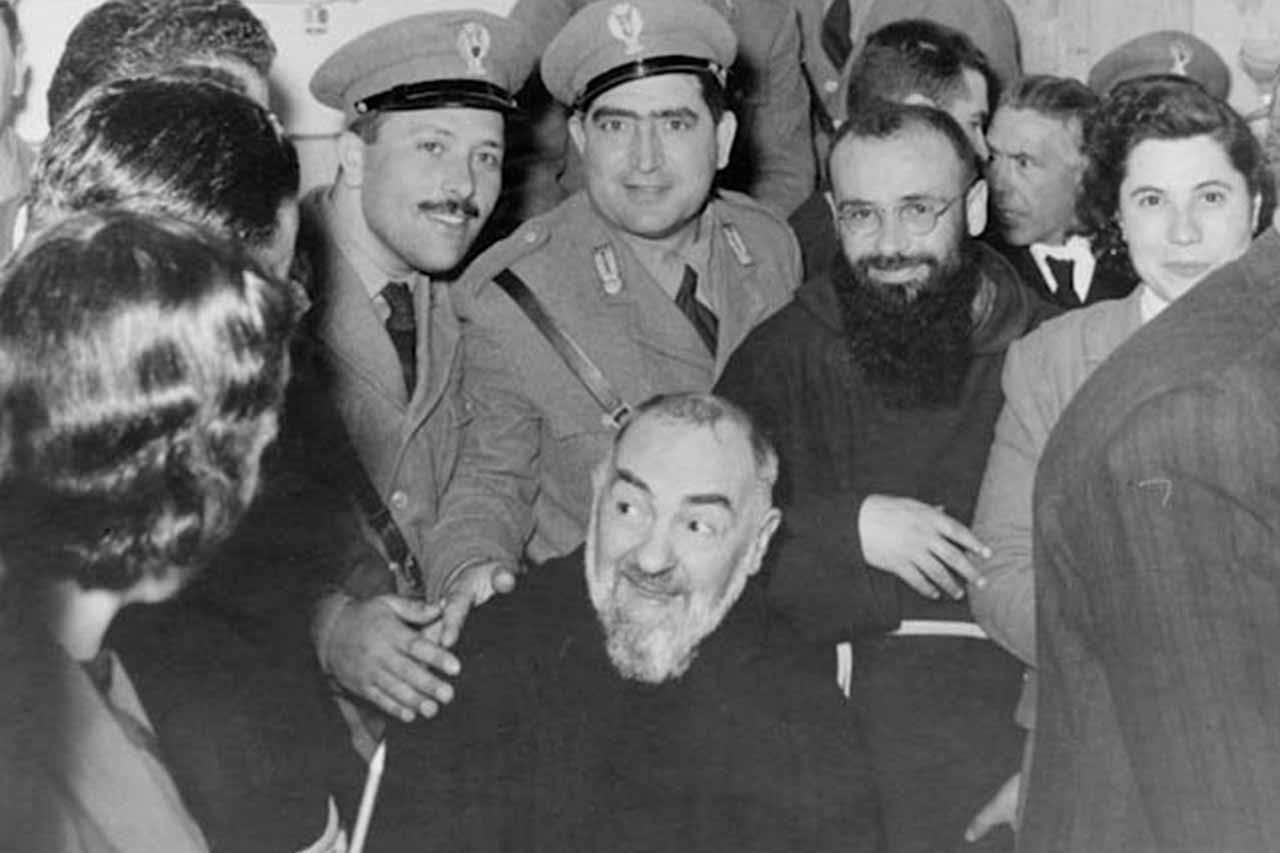 Crítica Renacidos: el Padre Pío cambió sus vidas